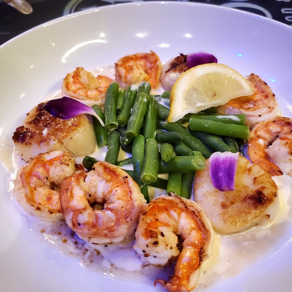 Club Oceano Seafood & Bar | 4429 Cedar Park Dr, Beavercreek, OH 45440, USA | Phone: (937) 988-0909