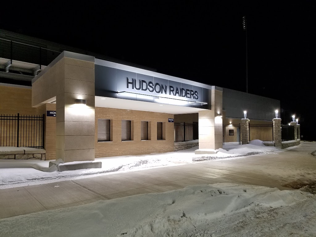 Hudson High School | 1501 Vine St, Hudson, WI 54016, USA | Phone: (715) 377-3800