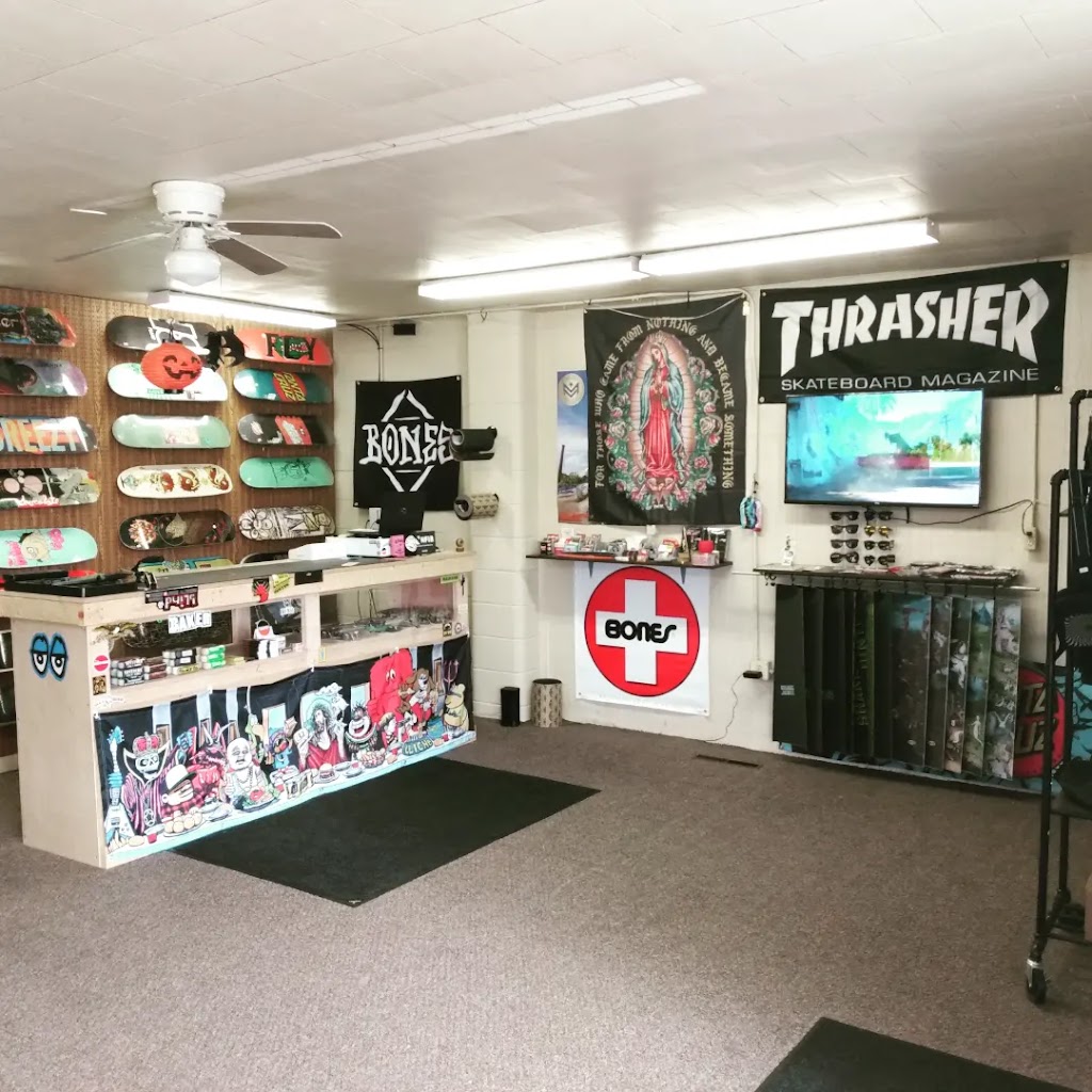 RYNOs Skateboard Shop Company | 1472 E State St, Fremont, OH 43420, USA | Phone: (567) 280-4000