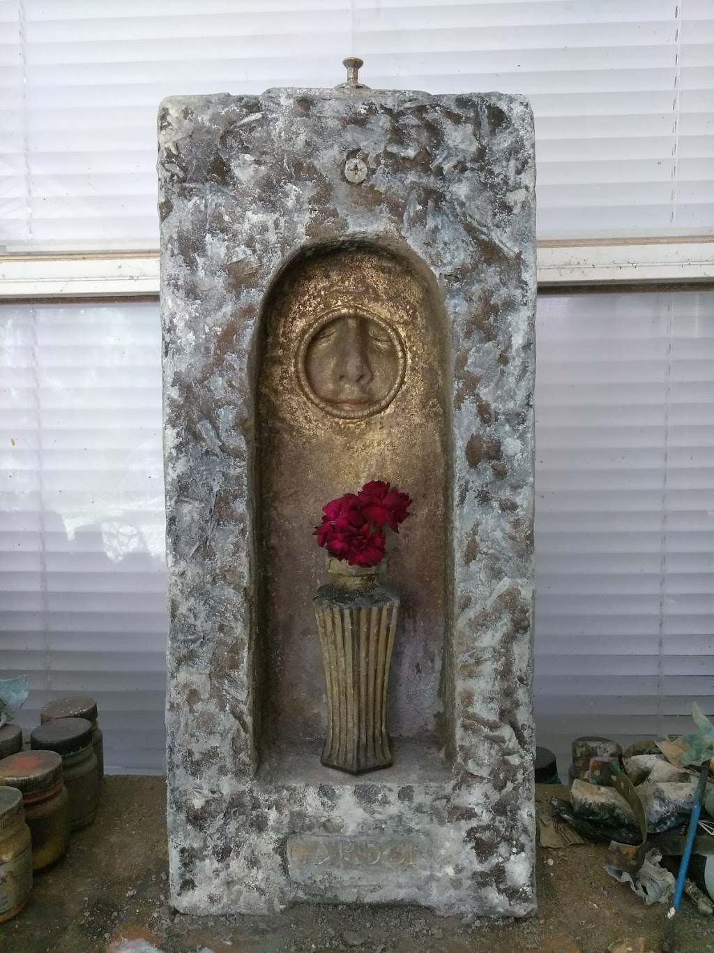 mystery stone sculpture | 9349 Calle Alta, New Port Richey, FL 34655, USA | Phone: (727) 504-0297
