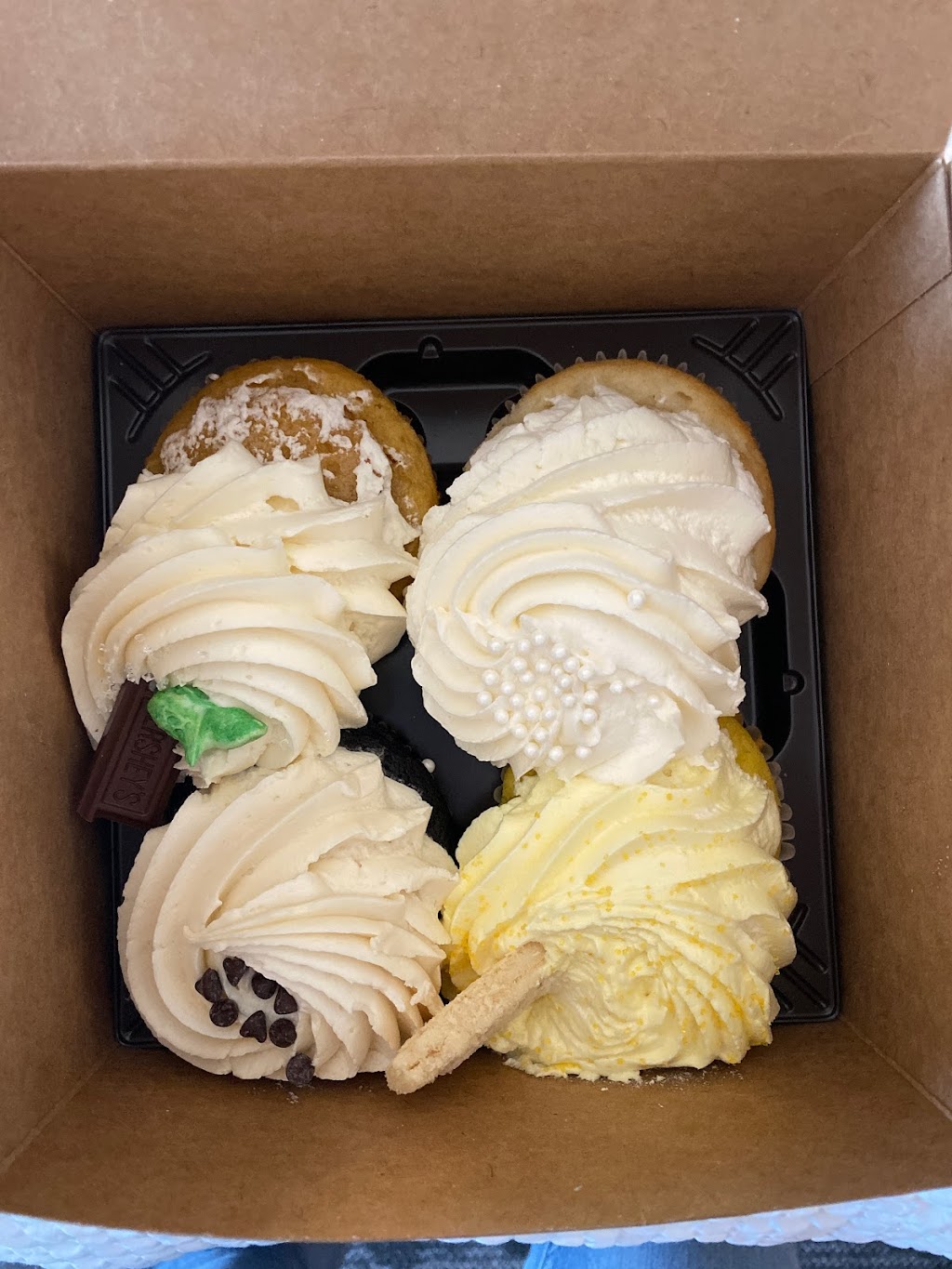 Gigis Cupcakes | 8521 Brier Creek Pkwy #105, Raleigh, NC 27617, USA | Phone: (919) 251-8336
