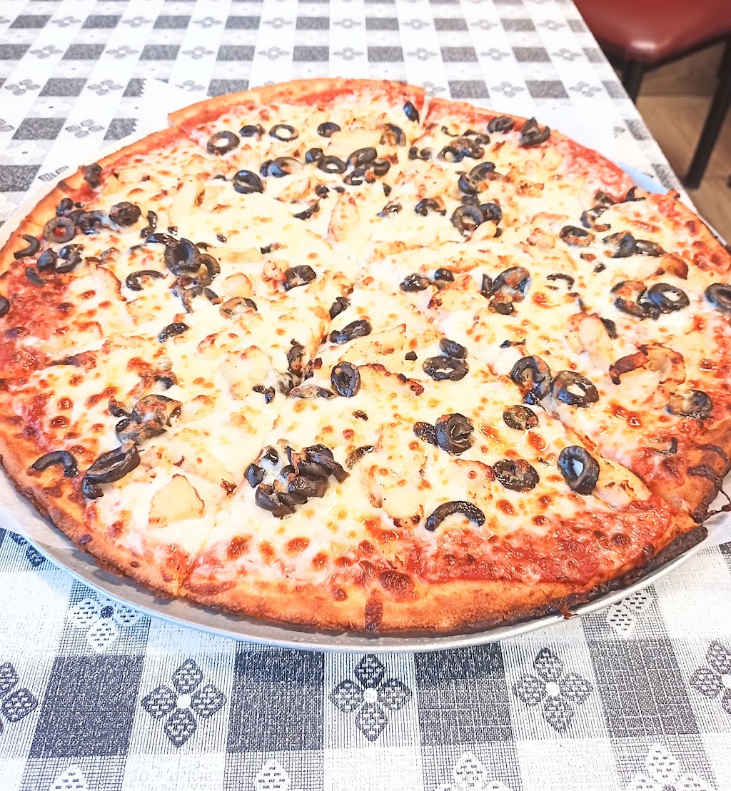 Giovanni’s pizza N pasta | 8245 Precinct Line Rd #170, North Richland Hills, TX 76182, USA | Phone: (817) 479-8090