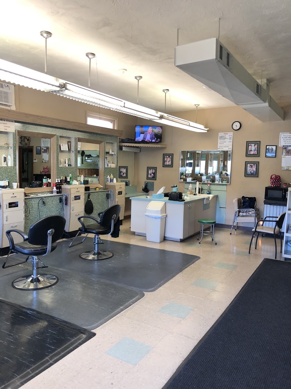 Berkeley Barber Shop | 493 Springfield Ave, Berkeley Heights, NJ 07922, USA | Phone: (908) 464-1166