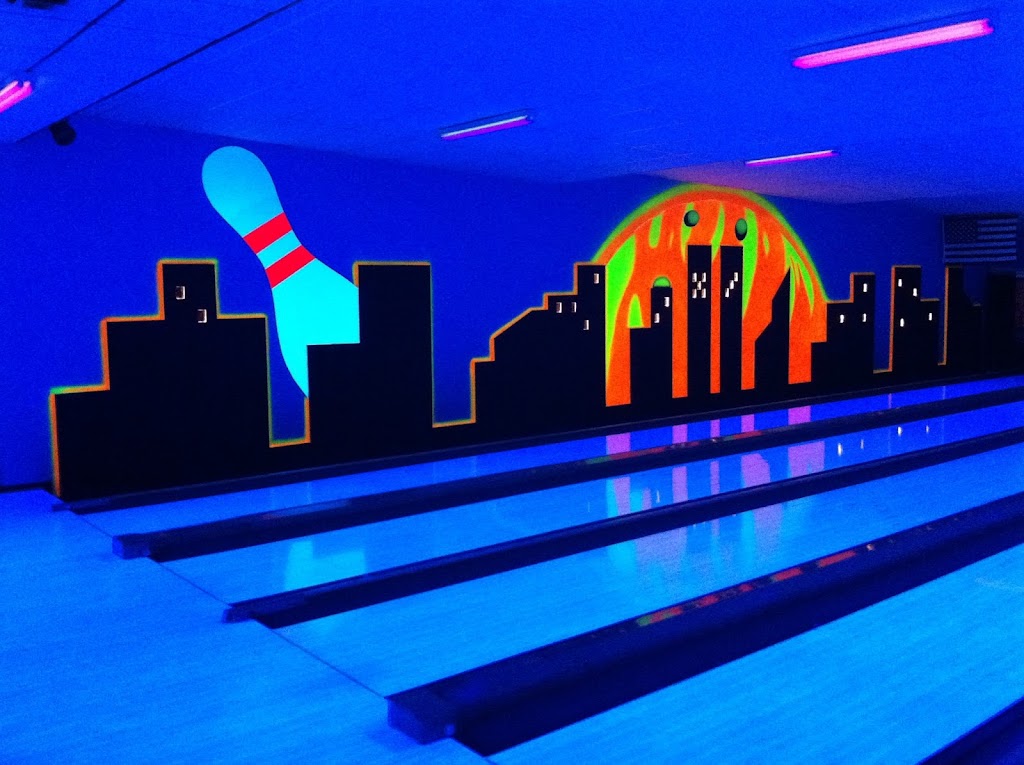 Rainbow Lanes | 850 S Briant St, Huntington, IN 46750, USA | Phone: (260) 356-5512