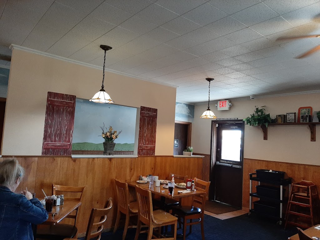 Red Apple Café | 589 Auto Center Dr, Watsonville, CA 95076, USA | Phone: (831) 761-9551