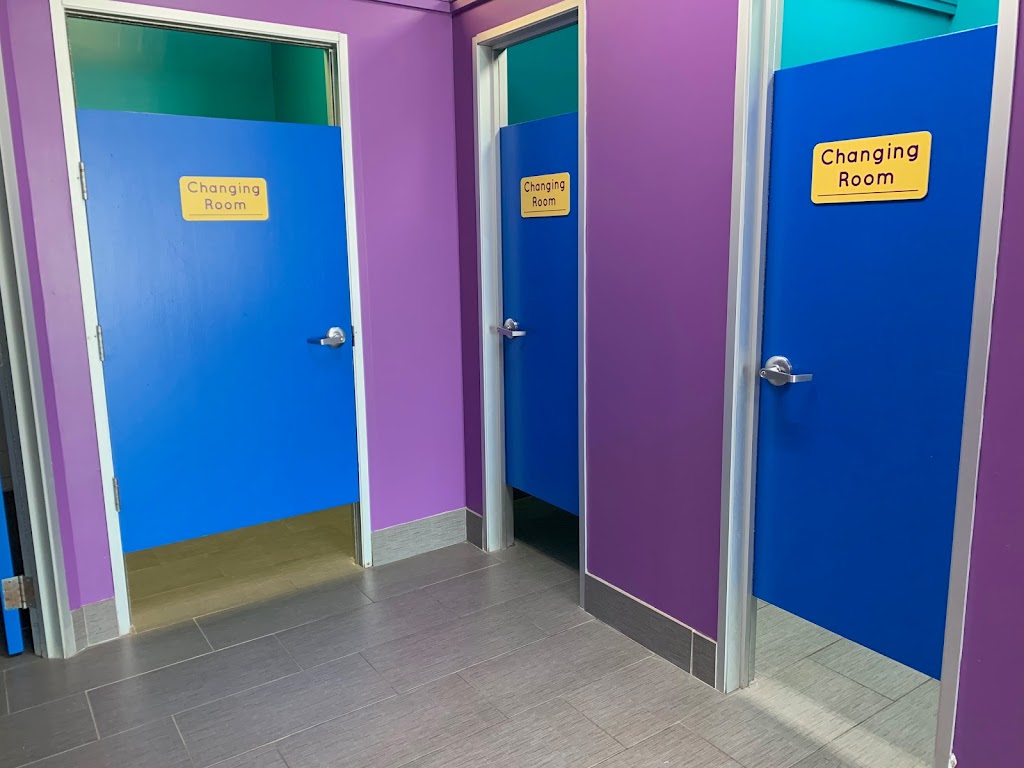 Emler Swim School of Central Frisco - McKinney | 7151 Preston Rd #321, Frisco, TX 75034, USA | Phone: (469) 234-7946