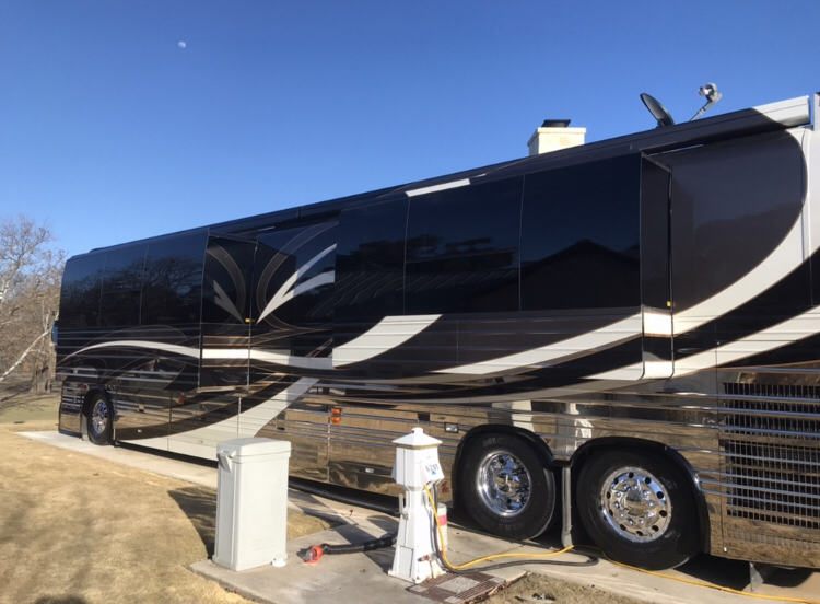 Hill Country Shine Mobile RV Detailing | 2549 Westview Dr, Canyon Lake, TX 78133, USA | Phone: (210) 912-4979