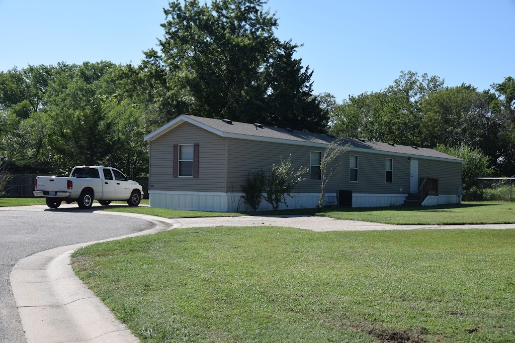The Woodlands Manufactured Home Community | 4480 S Meridian Ave, Wichita, KS 67217, USA | Phone: (316) 522-6454