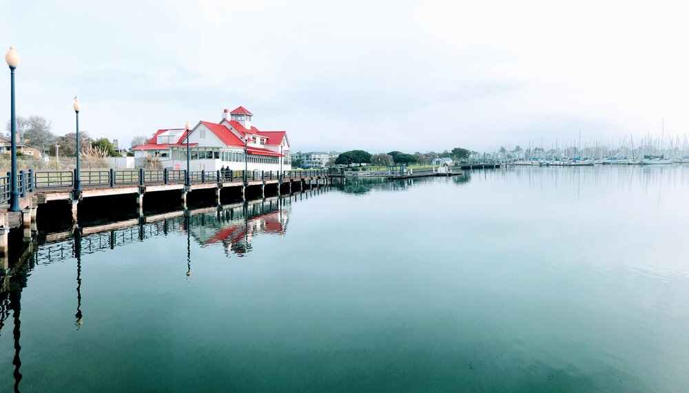 Laras Fine Dining | 1900 Esplanade Dr, Richmond, CA 94804, USA | Phone: (510) 234-1860