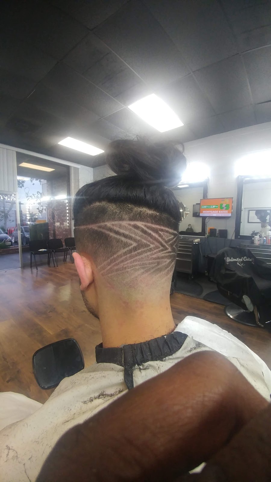 Unlimited Cutz Barber Shop | H1, 1690 W 6th St, Corona, CA 92882, USA | Phone: (909) 953-6340