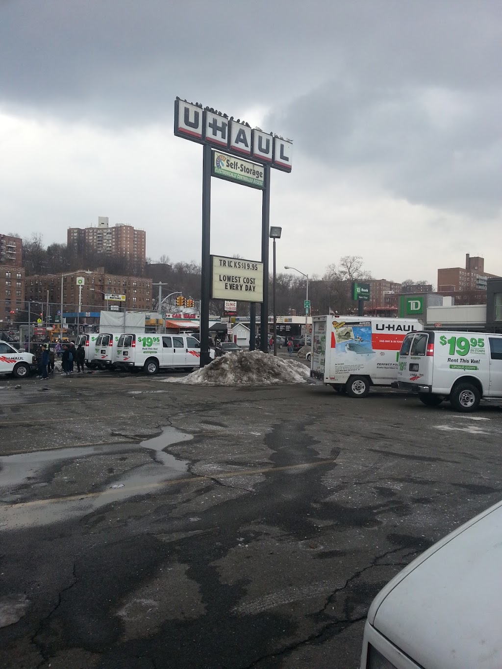 U-Haul Truck Sales of New York City | 230 W 230th St, The Bronx, NY 10463 | Phone: (718) 329-5836