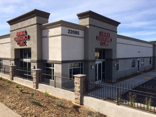 Animal Emergency Clinic | 22085 Commerce Wy, Grand Terrace, CA 92313, USA | Phone: (909) 825-9350