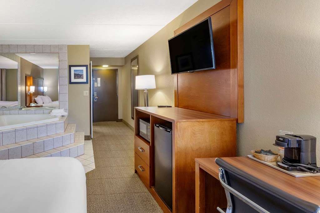 Comfort Inn | 2222 Quality Dr, Alliance, OH 44601, USA | Phone: (234) 268-0024