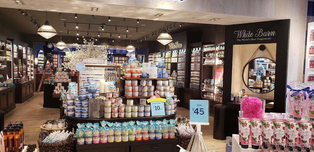 Bath & Body Works | 1652 Palisades Center Dr, West Nyack, NY 10994, USA | Phone: (845) 358-0658