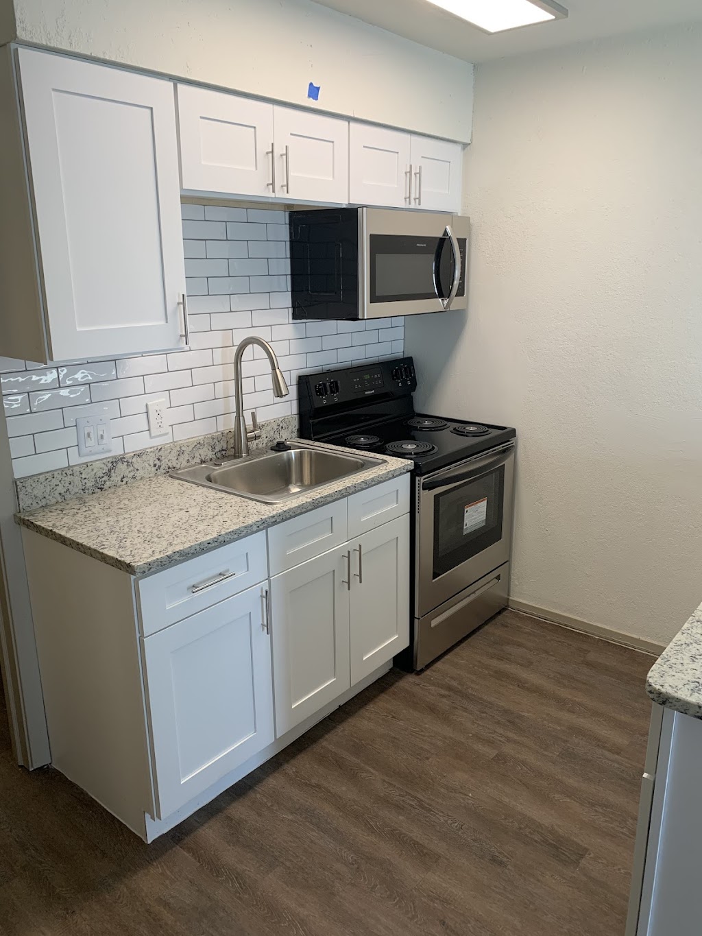 Loft Apartments | 1306 N Main St, Mansfield, TX 76063, USA | Phone: (972) 302-9975