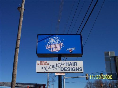 Squire Armory Laundry Land Laundromat | 3219 N Main St, Danville, VA 24540, USA | Phone: (434) 793-2011