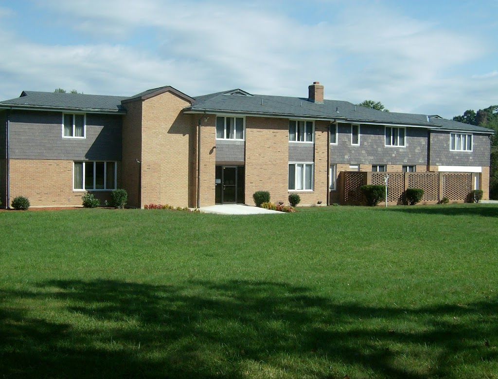 Henson Creek Assisted Living Facility | 5075 Temple Hill Rd, Temple Hills, MD 20748, USA | Phone: (301) 505-7230