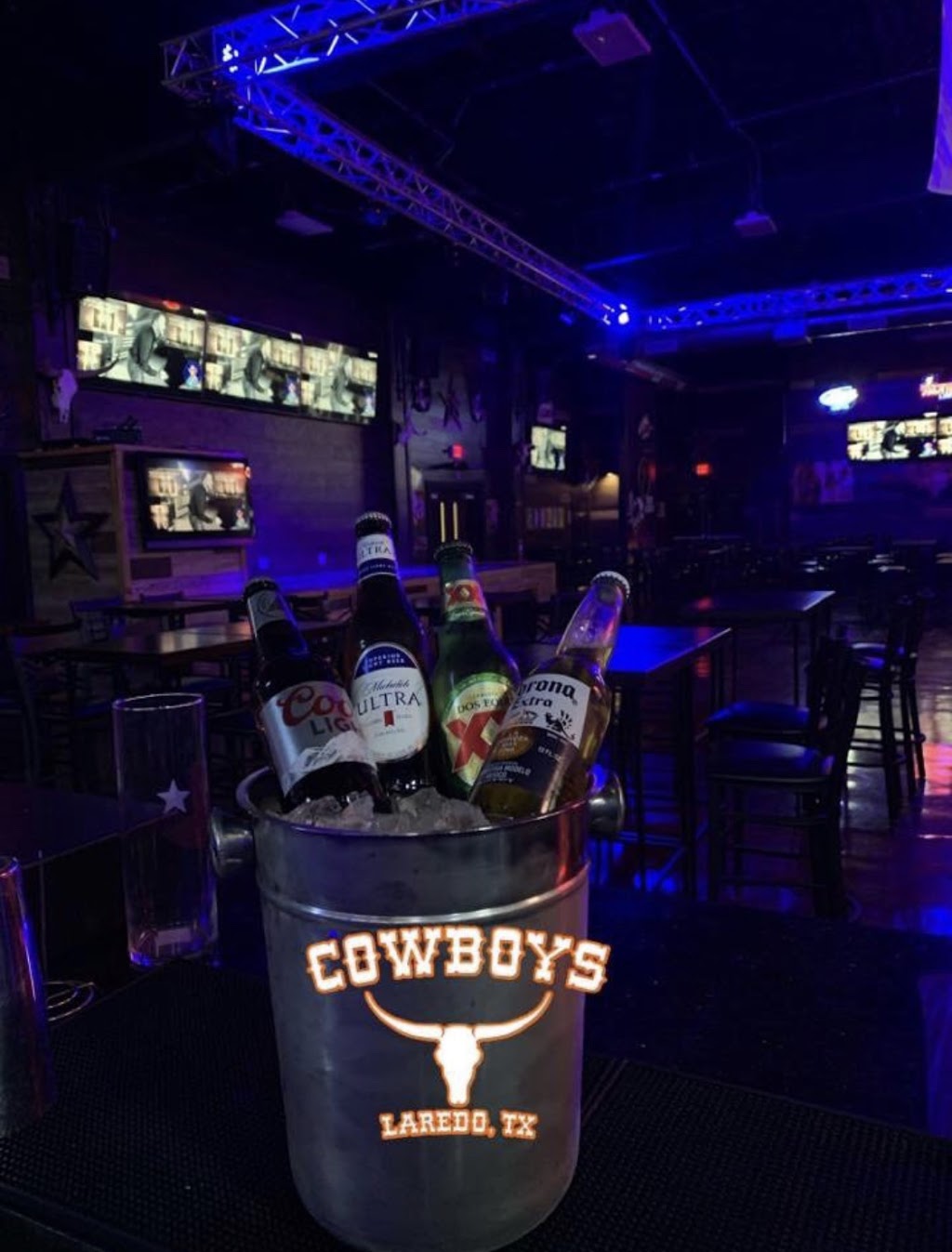 Cowboys Bar & Grill | 6414 Crescent Loop, Laredo, TX 78041, USA | Phone: (956) 286-2489