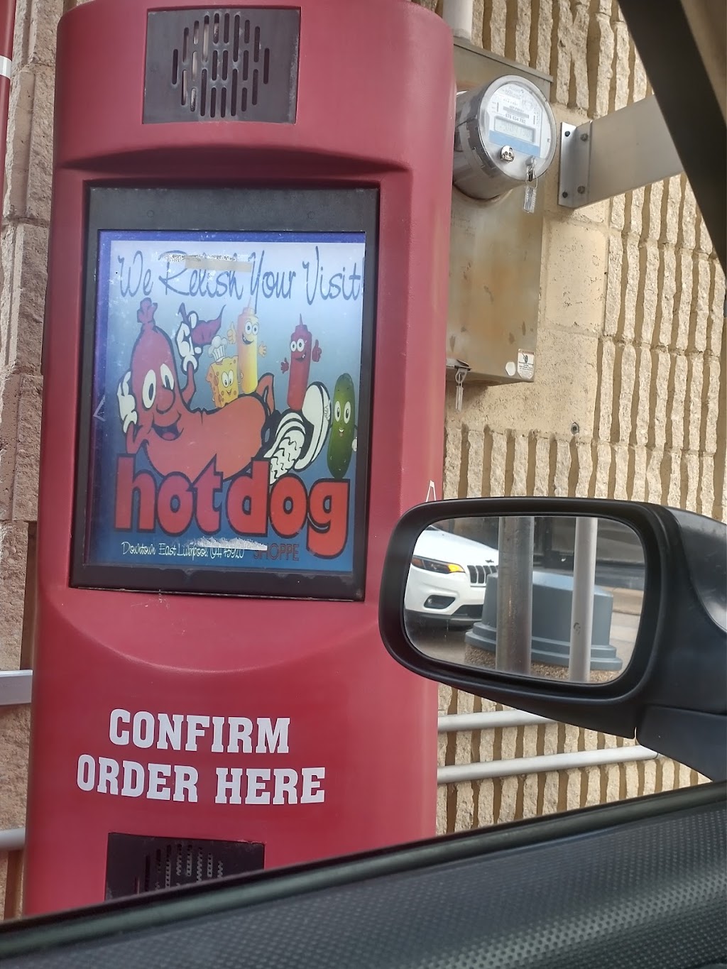 Hot Dog Shoppe | 320 Market St, East Liverpool, OH 43920, USA | Phone: (330) 386-6688