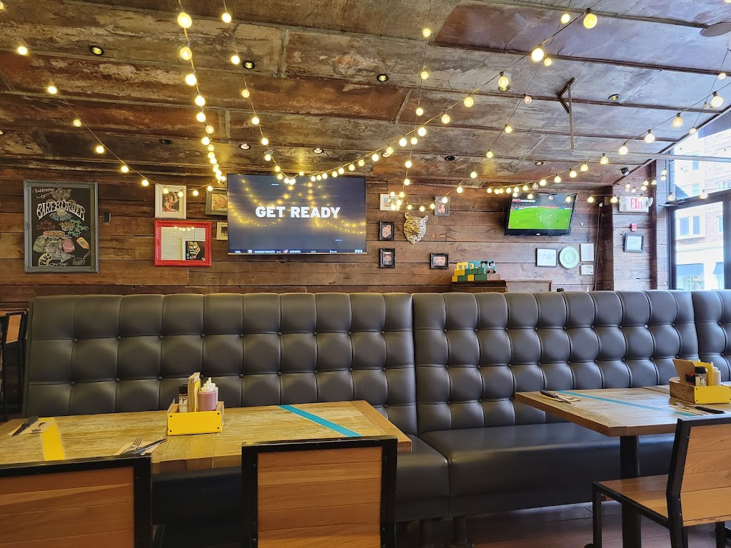 Bareburger | 78 The Promenade, Edgewater, NJ 07020, USA | Phone: (201) 941-2273