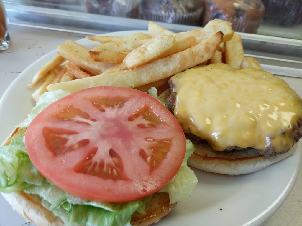 Turon King | 13 W Main St, Bergenfield, NJ 07621, USA | Phone: (201) 387-9849