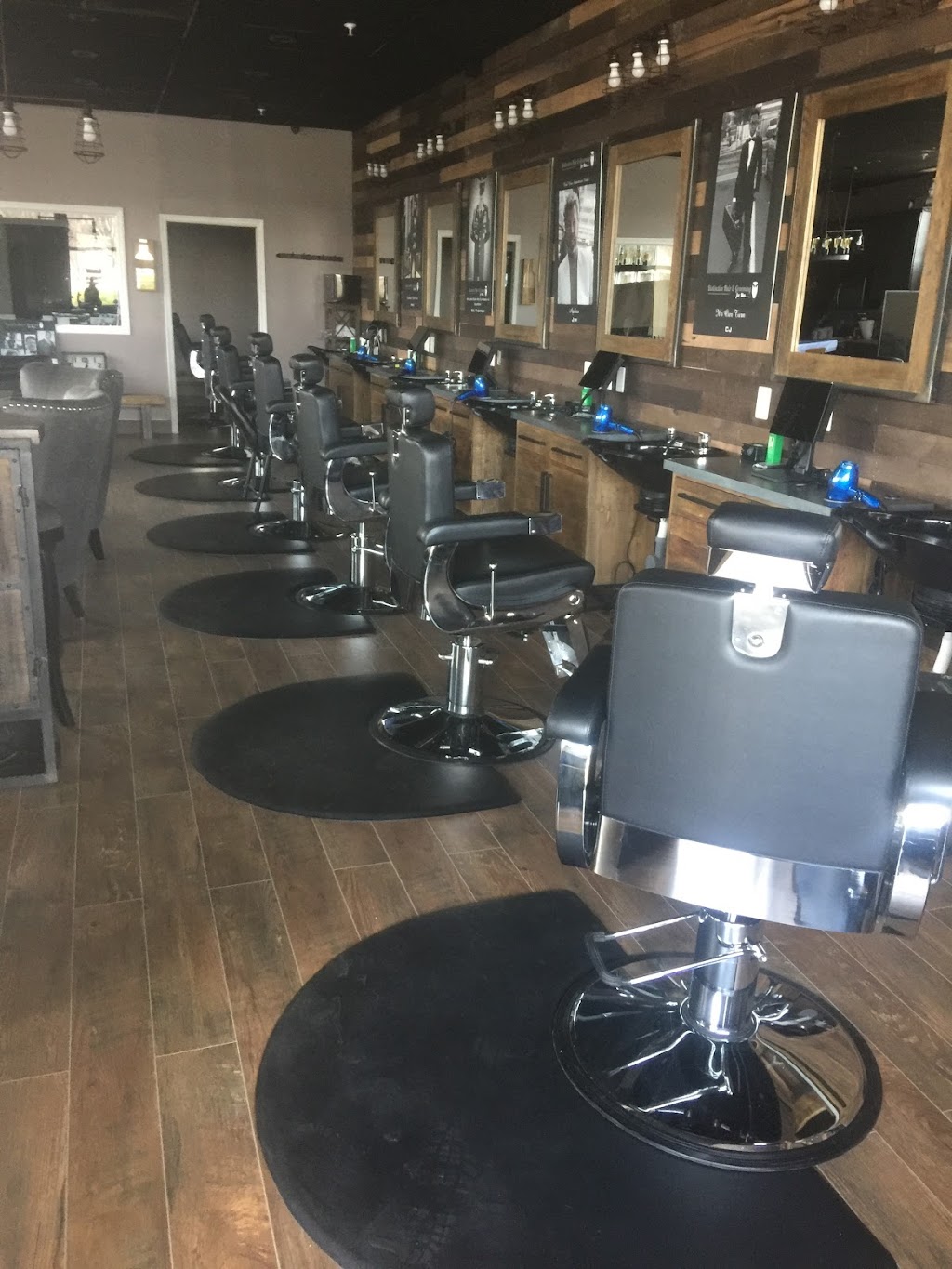 Distinctive Hair & Grooming for Men - Barbershop - Bowie | 3024 Mitchellville Rd, Bowie, MD 20716, USA | Phone: (301) 262-4100