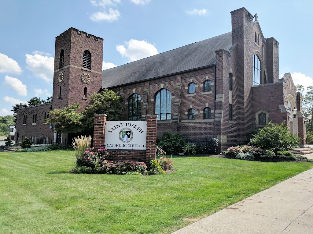 St. Joseph Parish Church | 1761 2nd St, Cuyahoga Falls, OH 44221, USA | Phone: (330) 928-2173