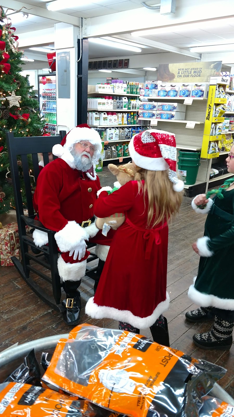 Southern States - Siler City | 117 N Dogwood Ave, Siler City, NC 27344, USA | Phone: (919) 742-2128