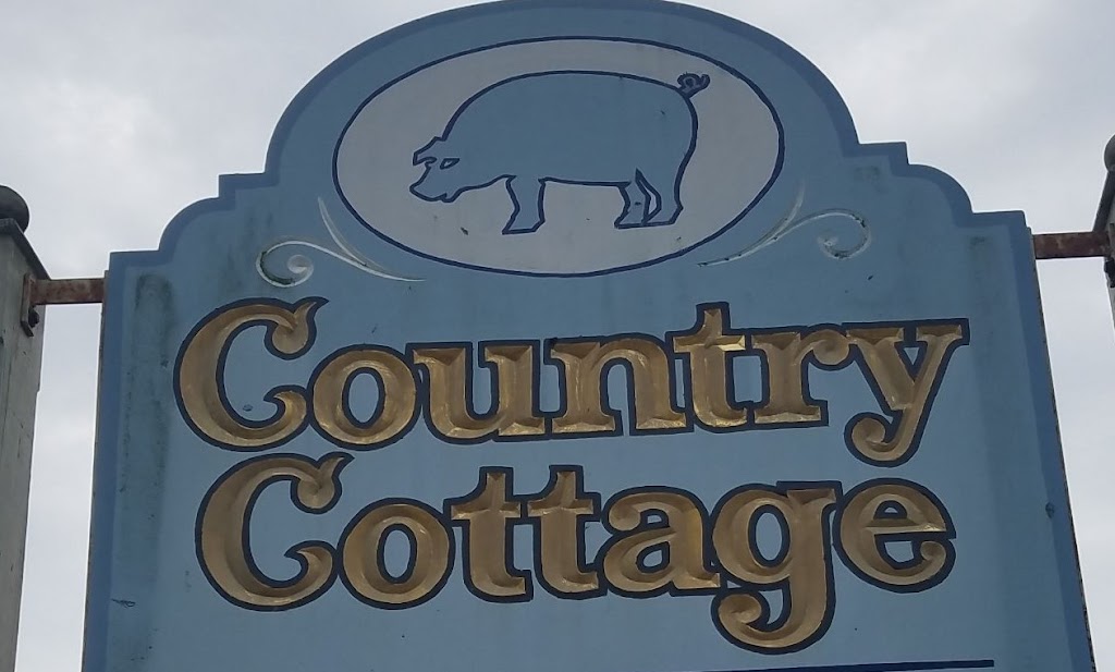 Country Cottage | 4072 Beach Ridge Rd, North Tonawanda, NY 14120, USA | Phone: (716) 693-4911