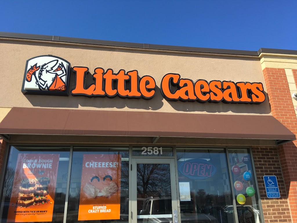 Little Caesars Pizza | 2581 Mounds View Blvd, County Highway 10, Mounds View, MN 55112, USA | Phone: (763) 780-9884