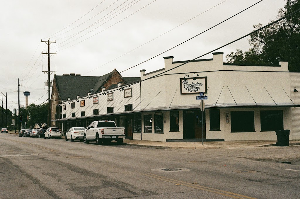 The exclusive way | 2342 S Presa St, San Antonio, TX 78210, USA | Phone: (210) 992-9557