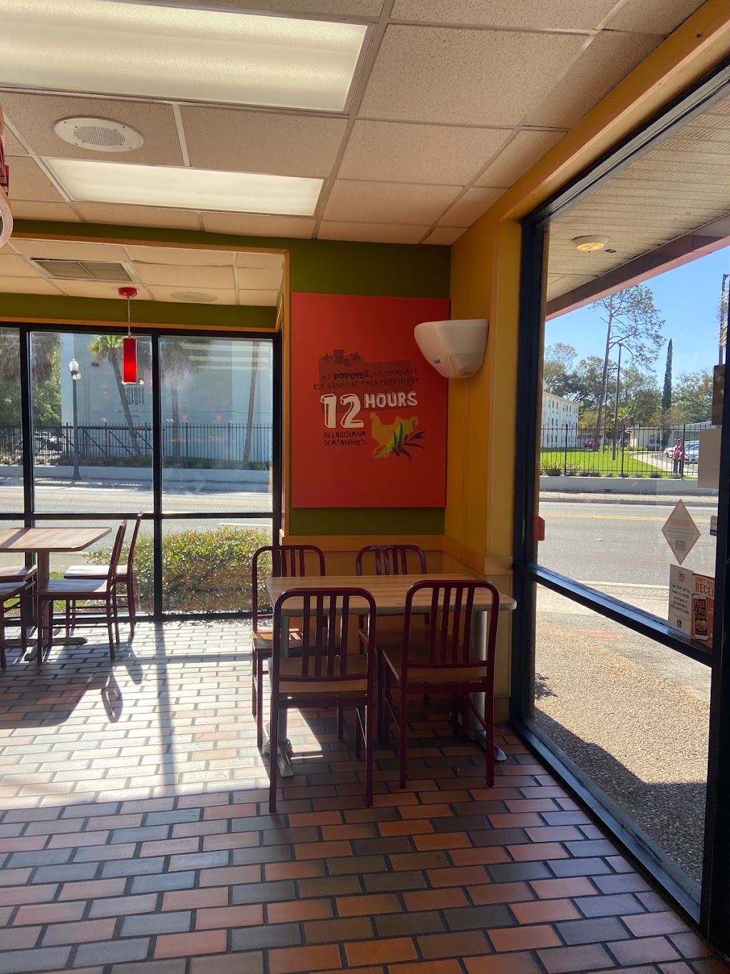 Popeyes Louisiana Kitchen | 1833 Kings Rd, Jacksonville, FL 32209, USA | Phone: (904) 353-4071