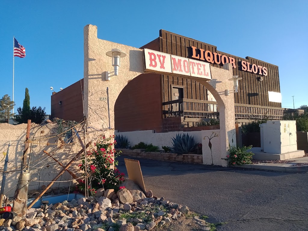 B V Motel | 115 Gaviland St, Searchlight, NV 89046, USA | Phone: (702) 297-6306