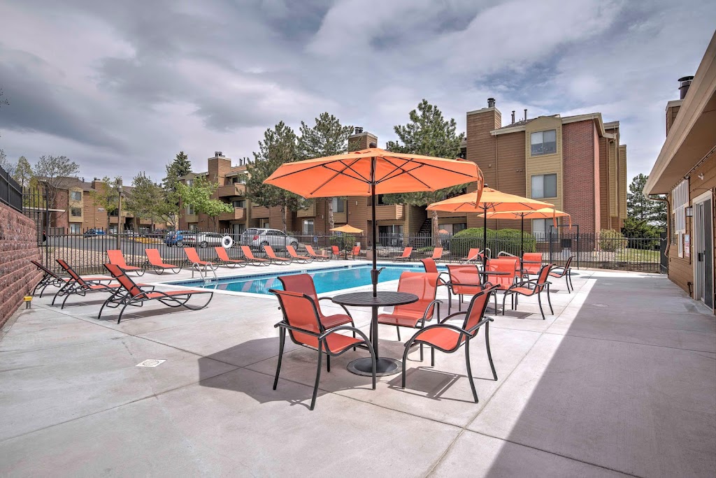 Silver Reef Apartments | 12419 W 2nd Pl, Lakewood, CO 80228, USA | Phone: (833) 224-9907