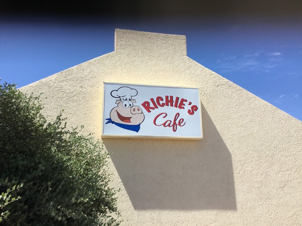 Richies Cafe | 9700 W Ajo Hwy, Tucson, AZ 85735, USA | Phone: (520) 444-7467