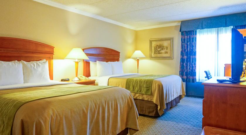 Comfort Inn Anaheim Resort | 300 E Katella Ave, Anaheim, CA 92802, USA | Phone: (714) 772-8713