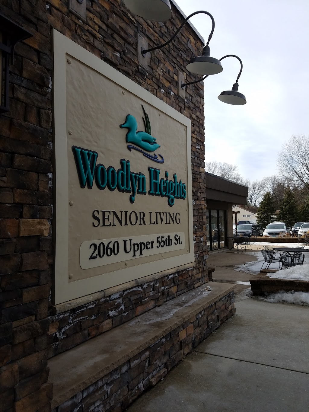 Woodlyn Heights Senior Living | 2060 Upper 55th St E, Inver Grove Heights, MN 55077, USA | Phone: (651) 451-1881