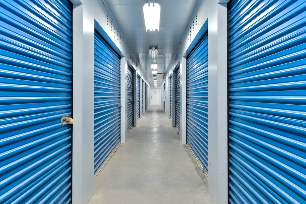 Access Storage - Windsor Tecumseh | 9618 Tecumseh Rd E, Windsor, ON N8R 1A2, Canada | Phone: (226) 270-7188