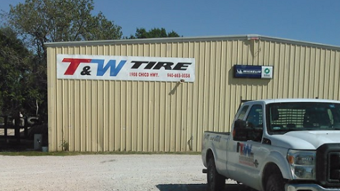 T & W Tire | 1908 Chico Hwy, Bridgeport, TX 76426, USA | Phone: (940) 683-3558