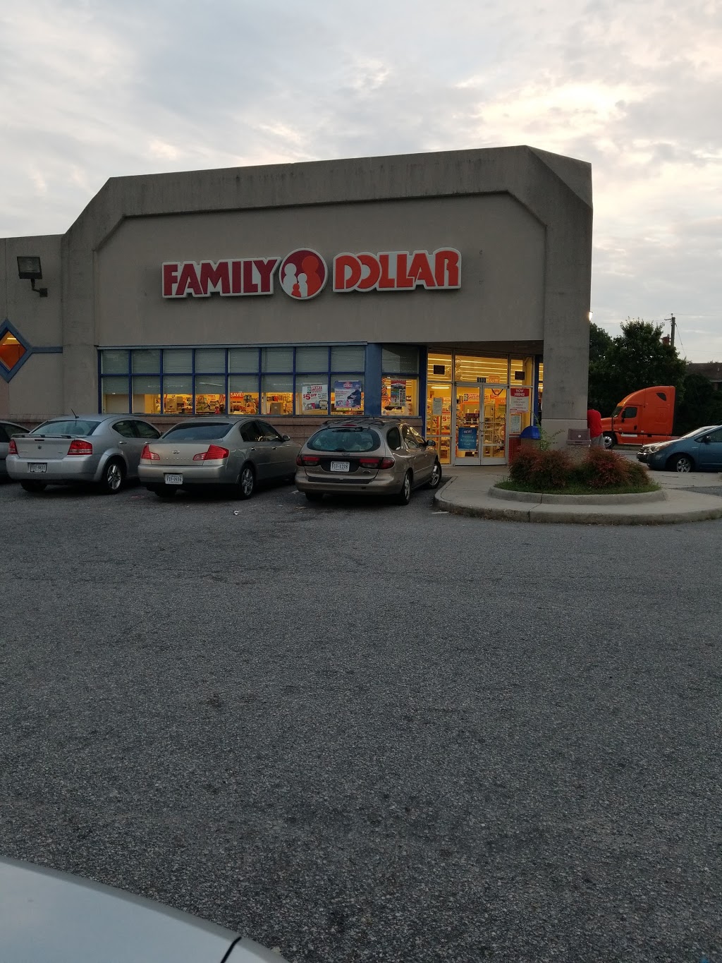 Family Dollar | 6130 Chesapeake Blvd, Norfolk, VA 23513, USA | Phone: (757) 364-6587
