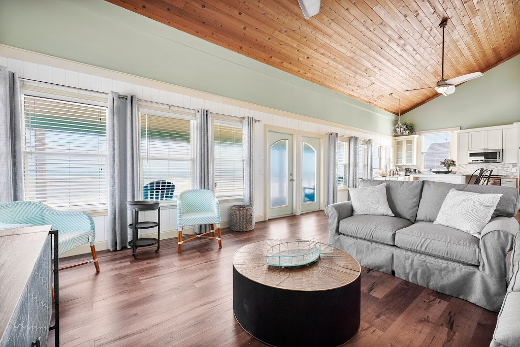 Hemingway Dream, pet friendly ocean front vacation rental | S Ponte Vedra Blvd, Ponte Vedra Beach, FL 32082, USA | Phone: (904) 712-6700