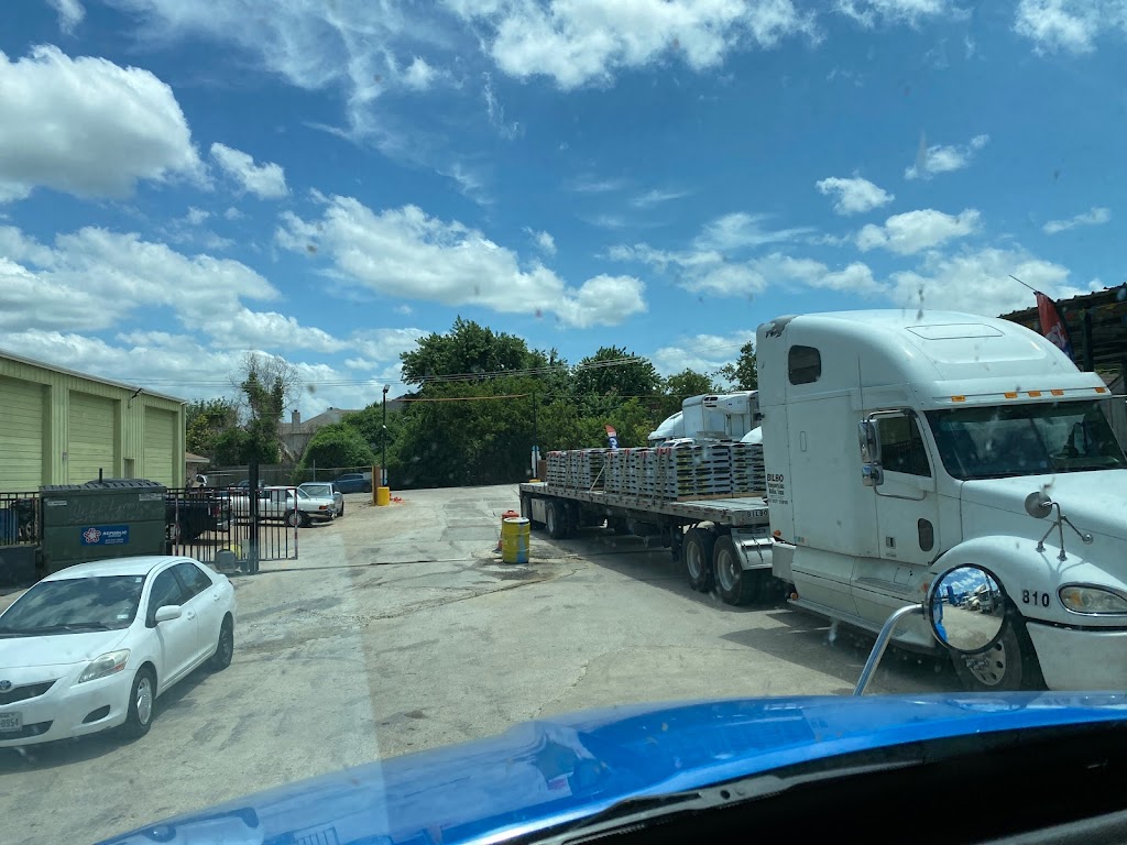 US Truck and Trailer Repair LLC | 2221 Webb Lynn Rd, Arlington, TX 76002, USA | Phone: (325) 205-9998