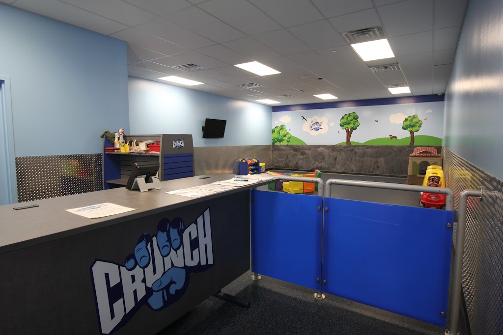 Crunch Fitness - West End | 10470 Ridgefield Pkwy, Richmond, VA 23233, USA | Phone: (804) 447-5129