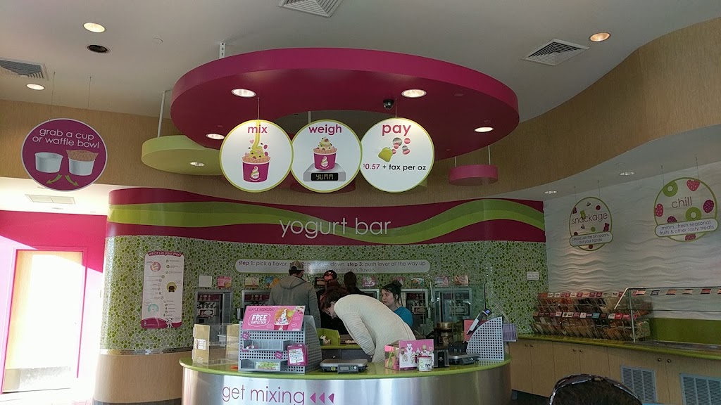 Menchies Frozen Yogurt | 524 Palace Dr #810, Hammond, LA 70403, USA | Phone: (985) 542-4514