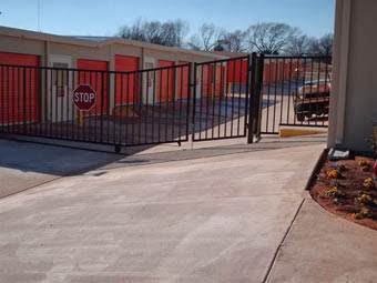 Storage R Us Chickasha, OK | 3504 S 4th St, Chickasha, OK 73018, USA | Phone: (405) 222-6464