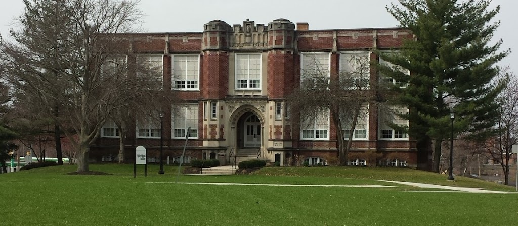 College Hill Apartments | 2 Clinton Ave, Tiffin, OH 44883, USA | Phone: (419) 448-2330