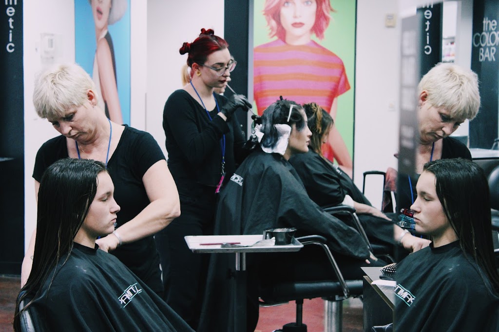 Vanguard College of Cosmetology, A Paul Mitchell Partner School | 740 Oak Harbor Blvd, Slidell, LA 70458, USA | Phone: (833) 456-8376