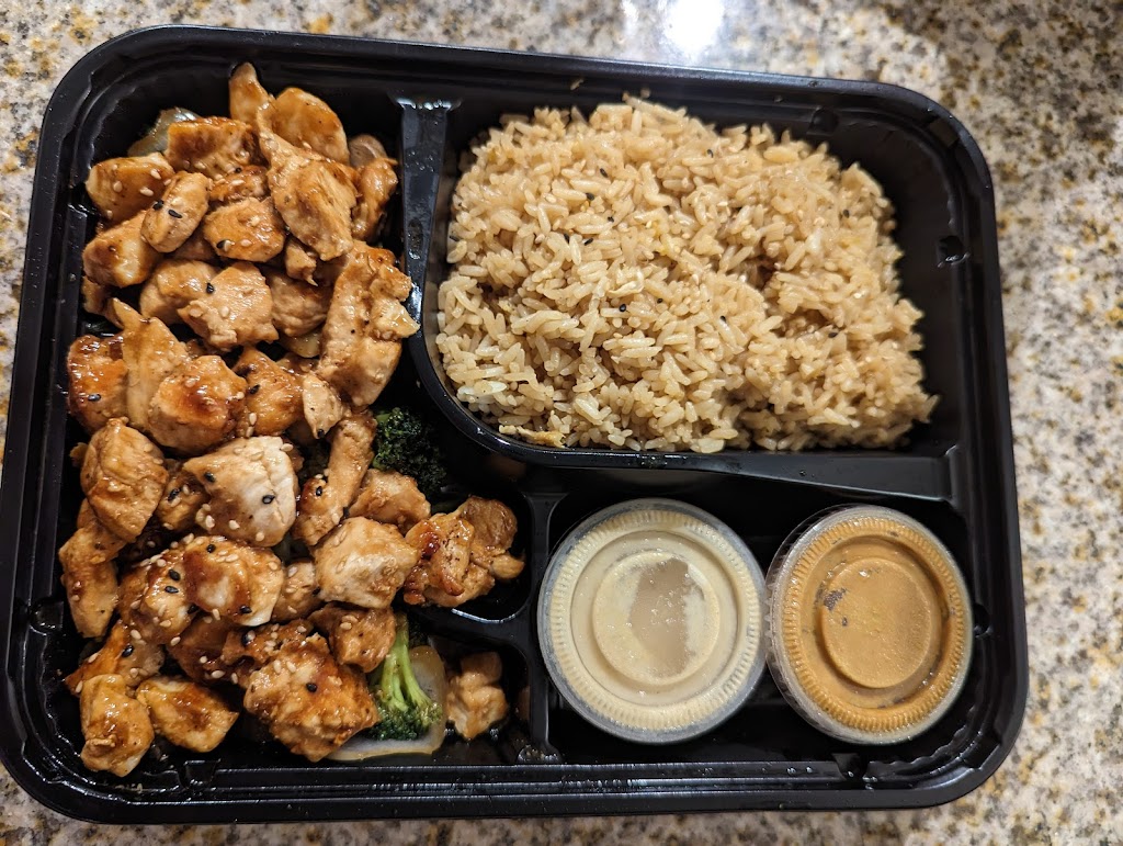 BoXo Hibachi and Sushi | 5701 State Hwy 121 #170, The Colony, TX 75056, USA | Phone: (214) 618-1466