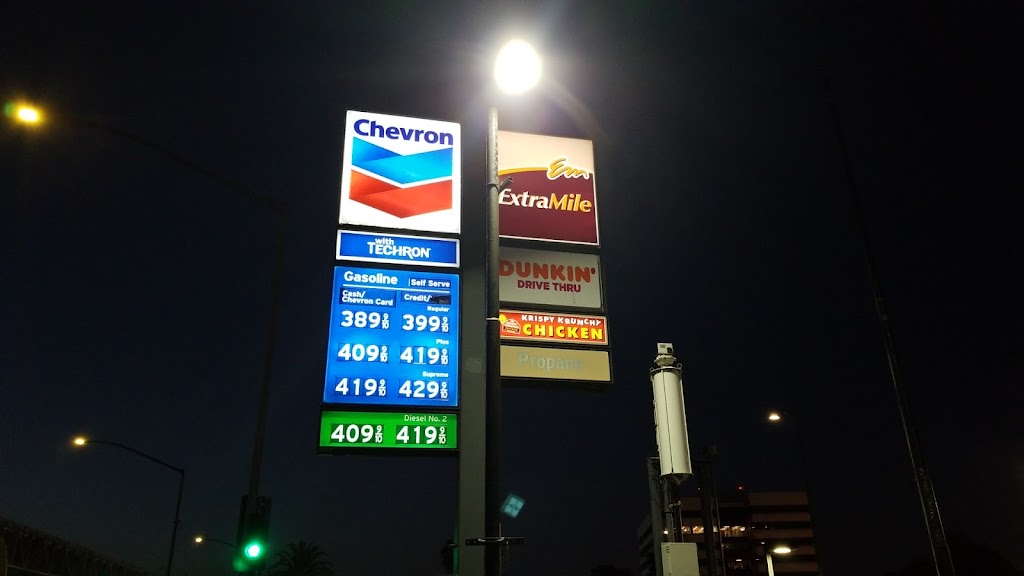 Chevron Station Oakland | 451 Hegenberger Rd, Oakland, CA 94621, USA | Phone: (510) 633-0685