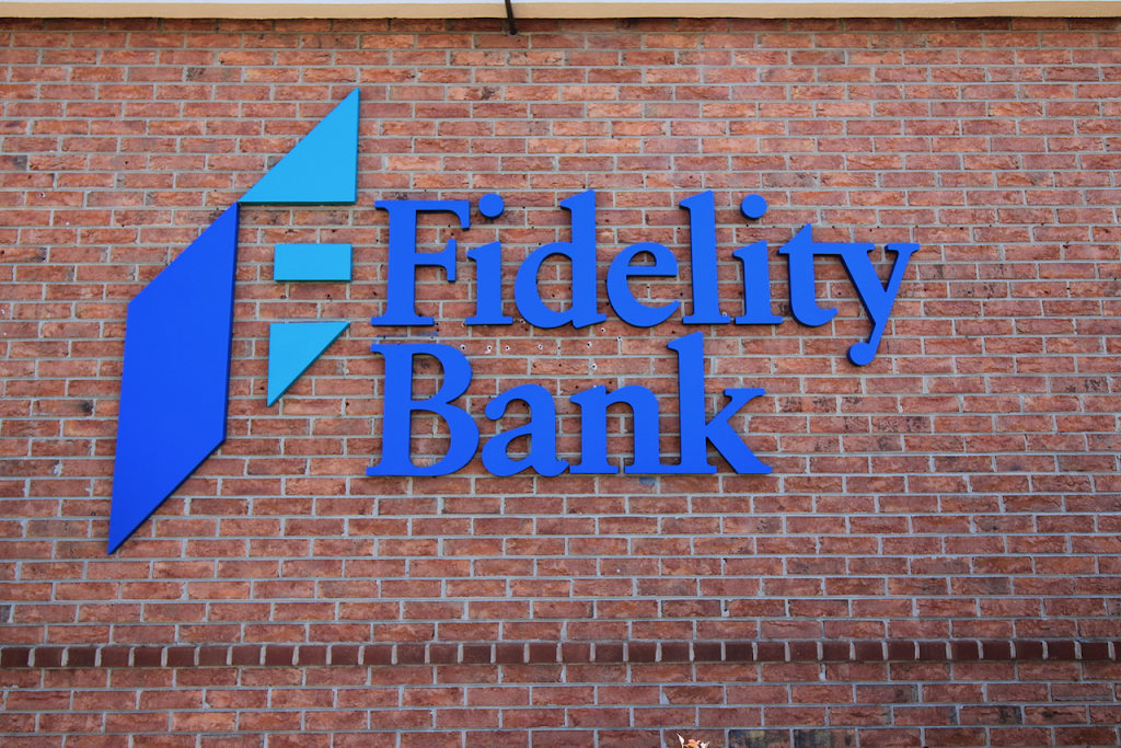 Fidelity Bank | 2085 Statesville Blvd, Salisbury, NC 28147, USA | Phone: (704) 637-1250